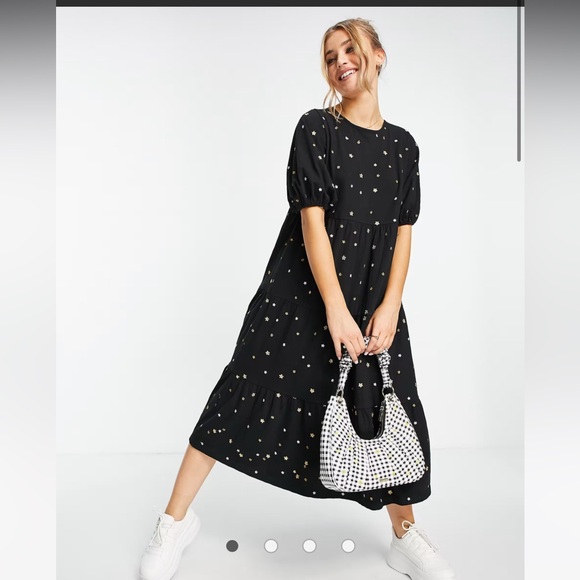 ASOS DESIGN midi tiered smock dress with all over star embroidery in black - Picture 1 of 5
